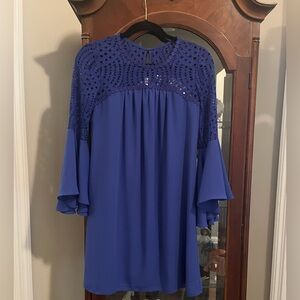Lilly Pulitzer Amenna Shift Dress Royal Blue
Mini Length Crochet Detail
